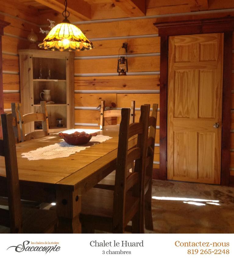 Вилла Chalets De La Riviere Sacacomie Сент-Алексис-де-Мон Экстерьер фото