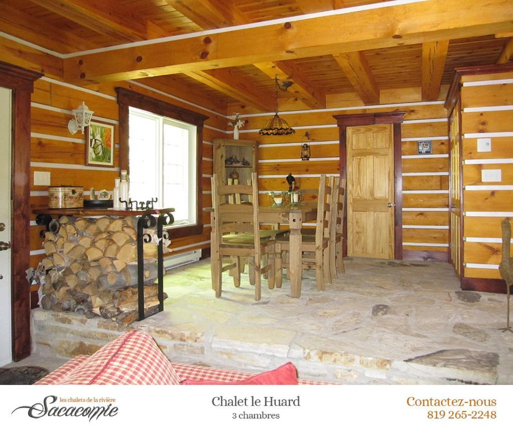 Вилла Chalets De La Riviere Sacacomie Сент-Алексис-де-Мон Экстерьер фото
